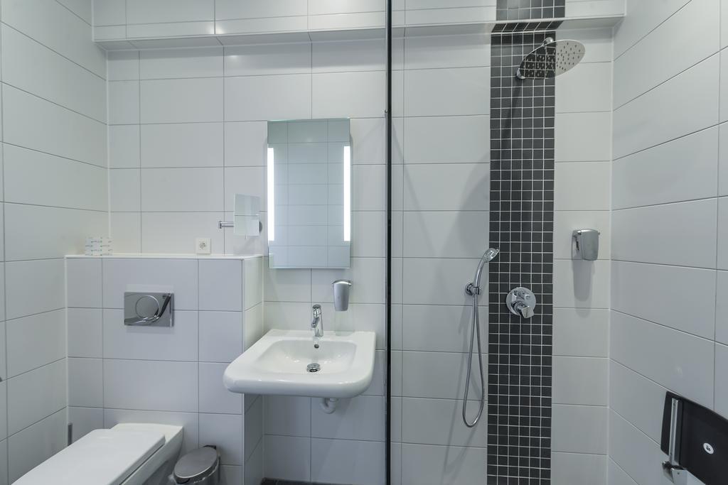 Hotel De Boskar Neerpelt Zimmer foto